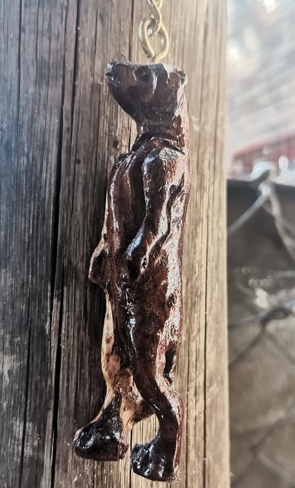 Awesome hand carved animal key chains 6 155192583 2752477775062210 3902758030927455979 n