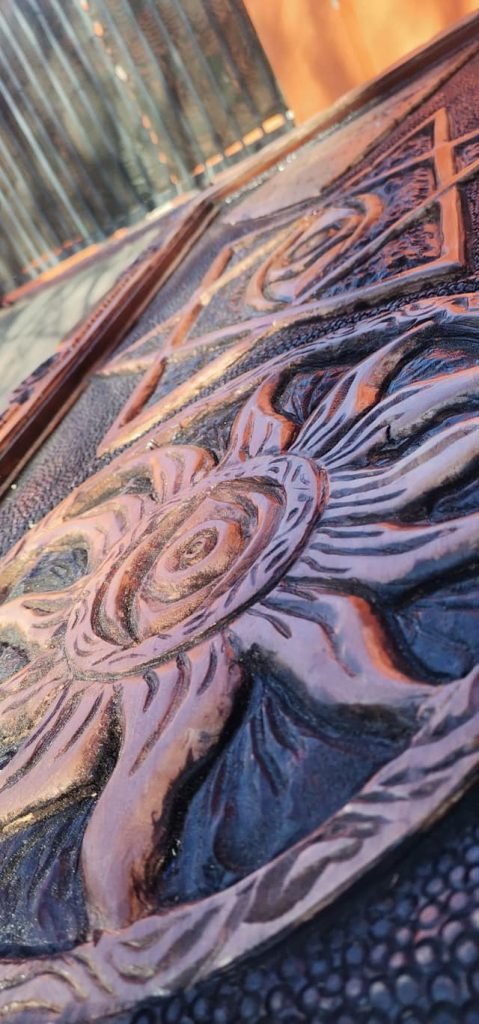 Mystical Coffee table 1 217680253 2851856528457667 5227684255907240751 n