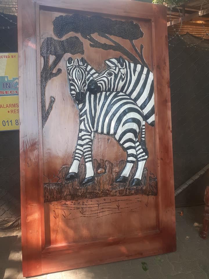 Zebra Door 3 242879860 2900979530212033 405041214168931205 n