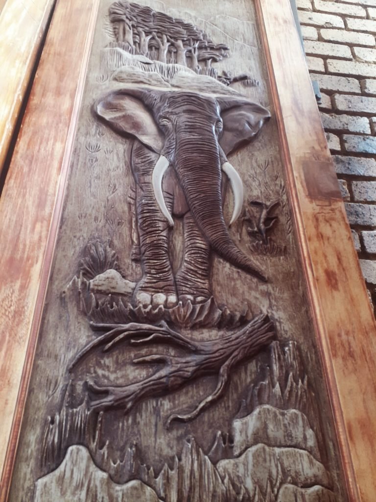 Hand carved doors 4 249005792 2926551137654872 3344254555151121691 n