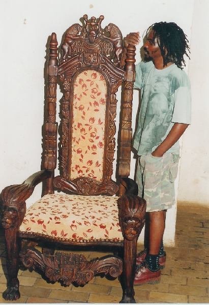 Who are our Thrones made for? 1 56585965 2205617809748212 4520117010733989888 n