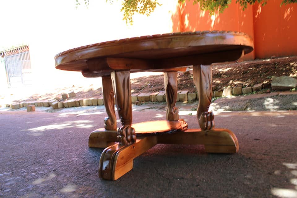 African Animal features Coffee Table 1 89905742 2470519963257994 5142939023009906688 n