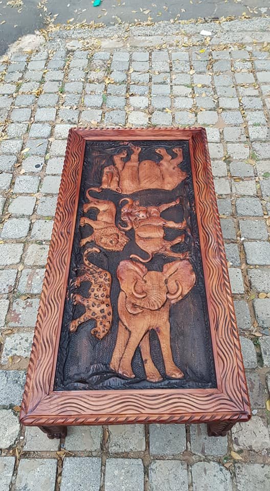 Magnificent hand carved coffee table 6 90085032 2471401183169872 5989211579353137152 n