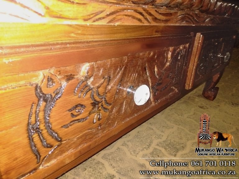 African coffee table 5 Shine like a diamond Rhino Coffee Table